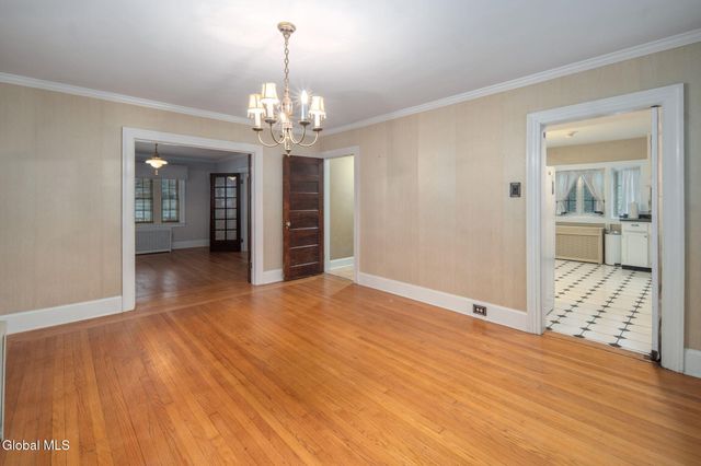 1347 Union Street, Schenectady, NY 12308