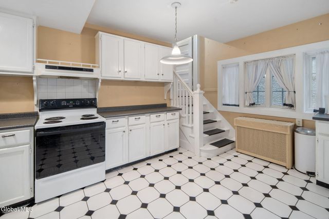 1347 Union Street, Schenectady, NY 12308