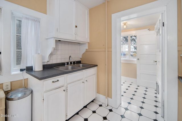 1347 Union Street, Schenectady, NY 12308