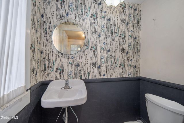 1347 Union Street, Schenectady, NY 12308