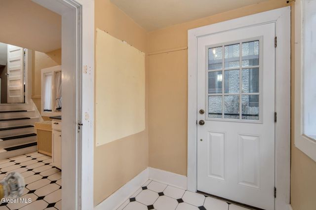 1347 Union Street, Schenectady, NY 12308