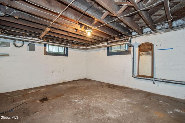 1347 Union Street, Schenectady, NY 12308