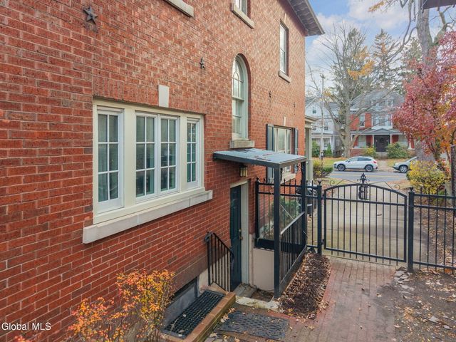 1347 Union Street, Schenectady, NY 12308