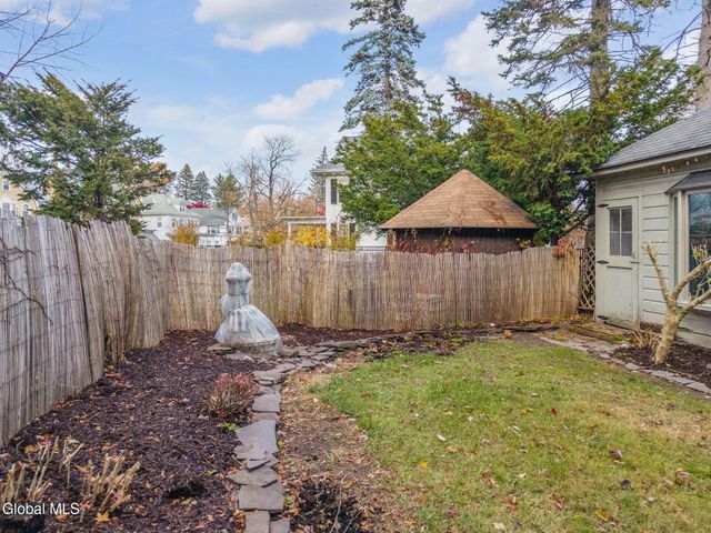 1347 Union Street, Schenectady, NY 12308