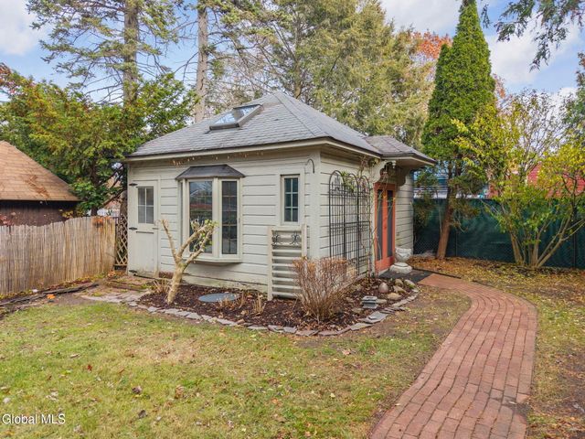 1347 Union Street, Schenectady, NY 12308