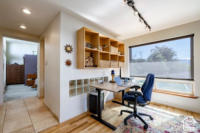 754 N HILLTOP RD, Salt Lake City, UT 84103