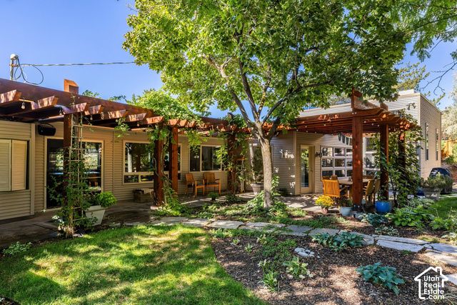 754 N HILLTOP RD, Salt Lake City, UT 84103