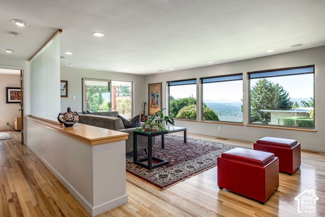 754 N HILLTOP RD, Salt Lake City, UT 84103