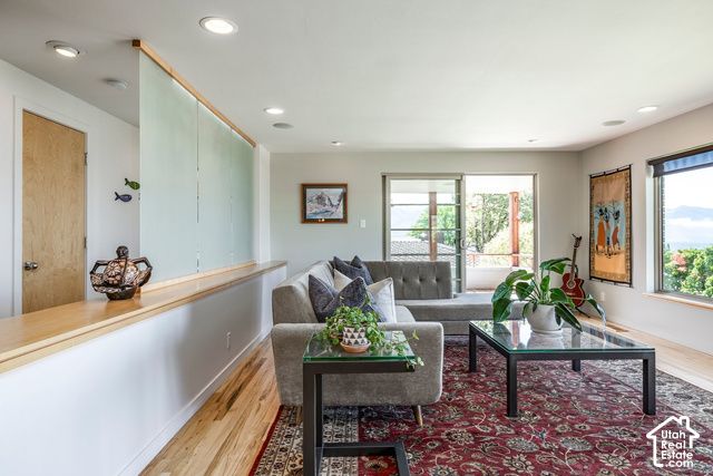 754 N HILLTOP RD, Salt Lake City, UT 84103