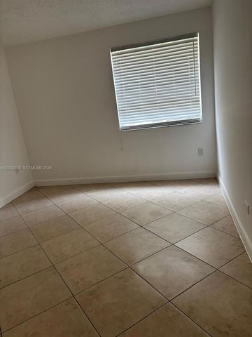 6276 NW 186th St 204, Hialeah, FL 33015