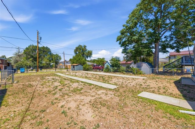 365 S 7th Avenue, Brighton, CO 80601