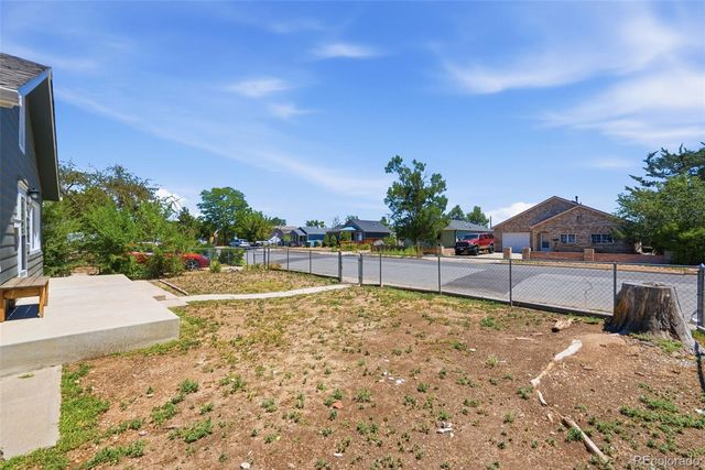 365 S 7th Avenue, Brighton, CO 80601
