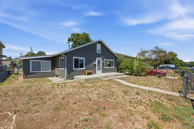 365 S 7th Avenue, Brighton, CO 80601