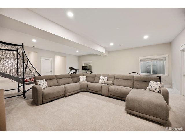 1786 Chestnut Ave, Erie, CO 80516