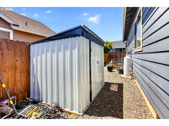 850 Se PINEVIEW Ct, Estacada, OR 97023