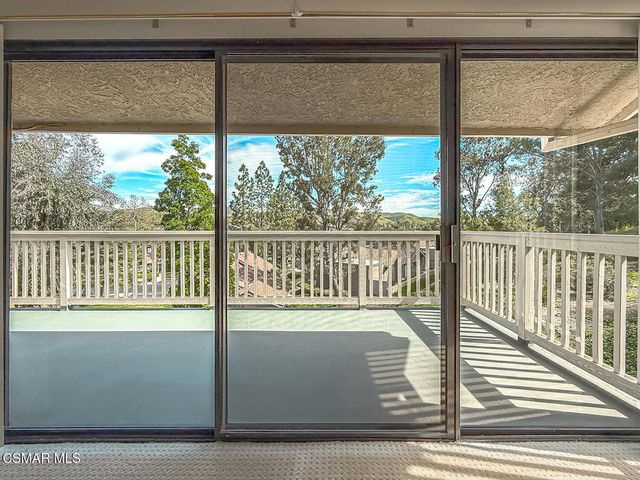 576 Calle De Las Ovejas, Oak Park, CA 91377