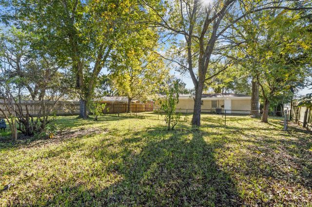 2918 Katherine Street, La Marque, TX 77568