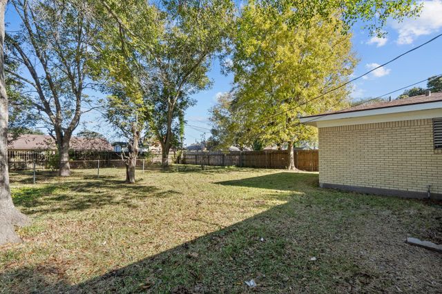 2918 Katherine Street, La Marque, TX 77568