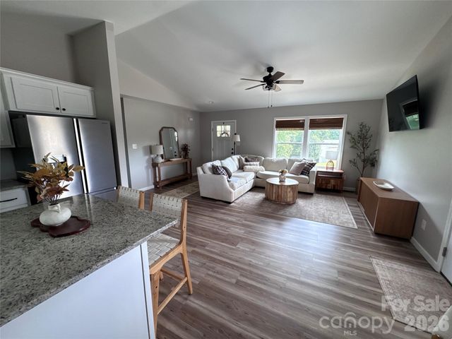 3535 High West Drive, Lenoir, NC 28645