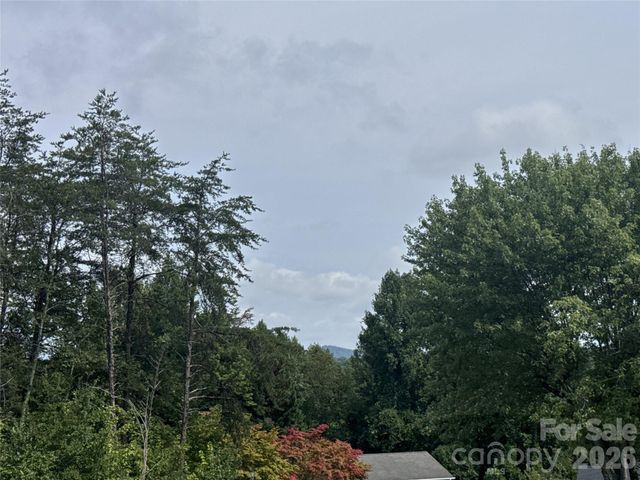 3535 High West Drive, Lenoir, NC 28645