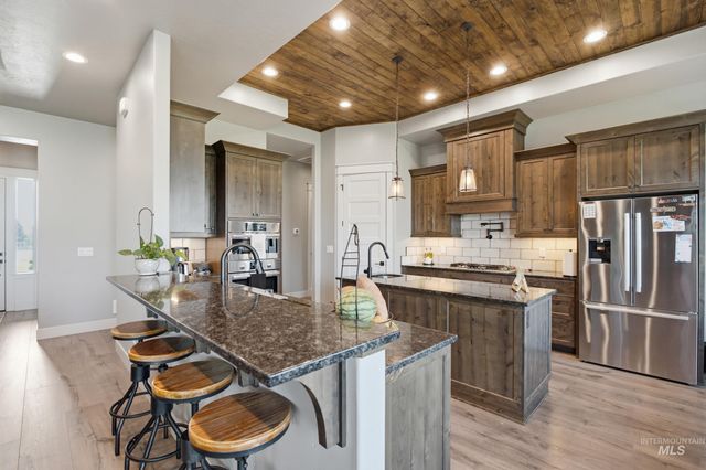 25498 Havard Oak Pl, Caldwell, ID 83607