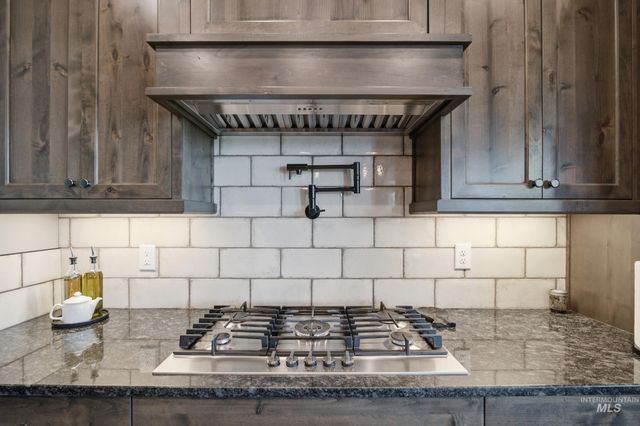 25498 Havard Oak Pl, Caldwell, ID 83607