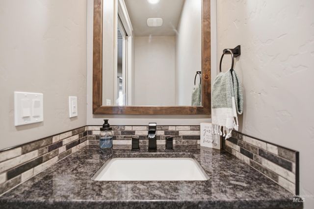 25498 Havard Oak Pl, Caldwell, ID 83607