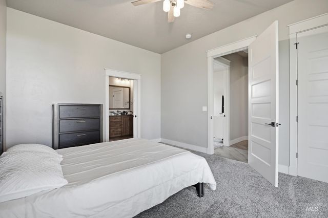 25498 Havard Oak Pl, Caldwell, ID 83607