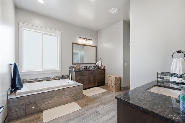 25498 Havard Oak Pl, Caldwell, ID 83607