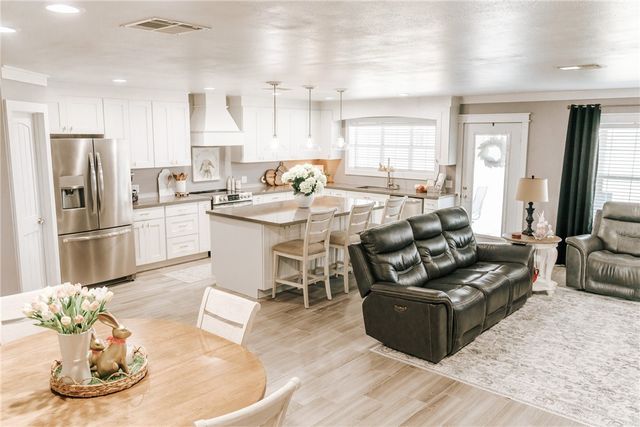 157 6009, Skidmore, TX 78389