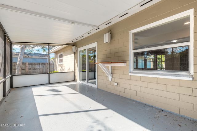 555 N Eagle Drive, Holly Hill, FL 32117