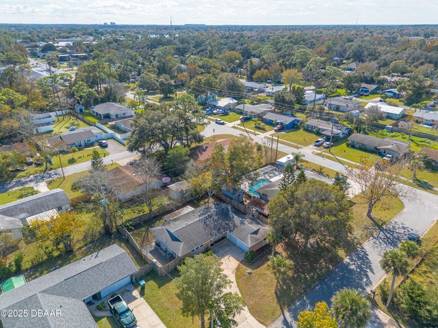 555 N Eagle Drive, Holly Hill, FL 32117