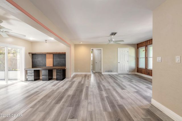 555 N Eagle Drive, Holly Hill, FL 32117