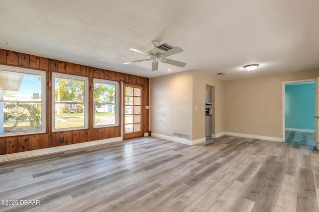 555 N Eagle Drive, Holly Hill, FL 32117