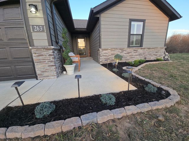 263 E Garnet Drive, Republic, MO 65738