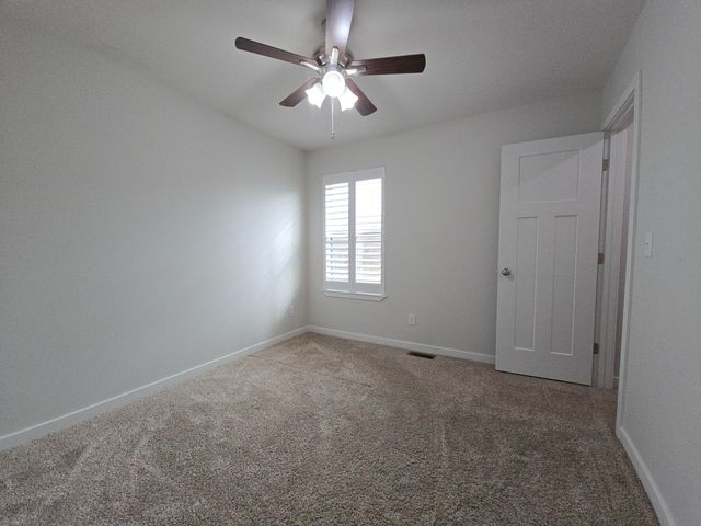 263 E Garnet Drive, Republic, MO 65738