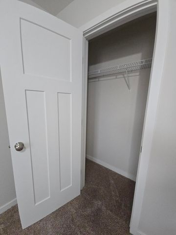 263 E Garnet Drive, Republic, MO 65738