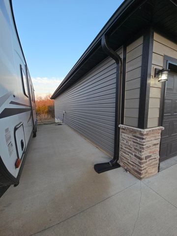 263 E Garnet Drive, Republic, MO 65738