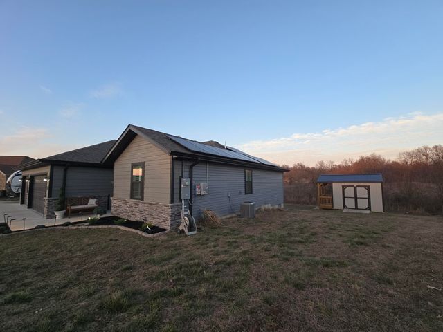 263 E Garnet Drive, Republic, MO 65738