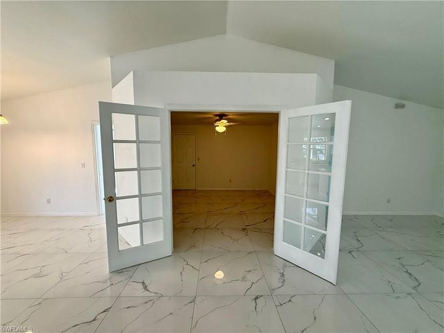 2209 NE 9th AVE, Cape Coral, FL 33909