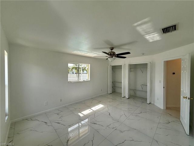 2209 NE 9th AVE, Cape Coral, FL 33909