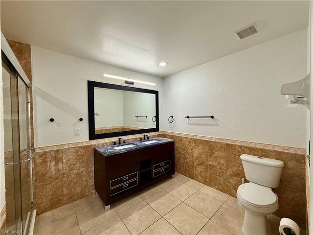 2209 NE 9th AVE, Cape Coral, FL 33909