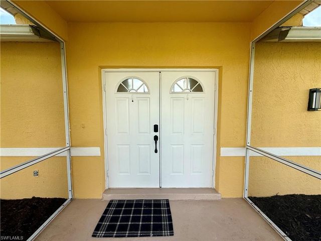 2209 NE 9th AVE, Cape Coral, FL 33909