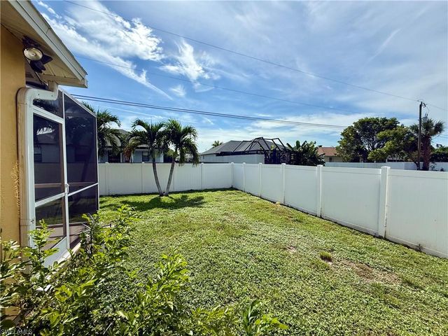 2209 NE 9th AVE, Cape Coral, FL 33909