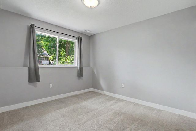 953 Wilson Avenue, Saint Paul, MN 55106