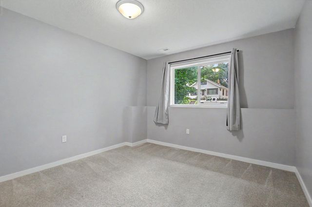 953 Wilson Avenue, Saint Paul, MN 55106