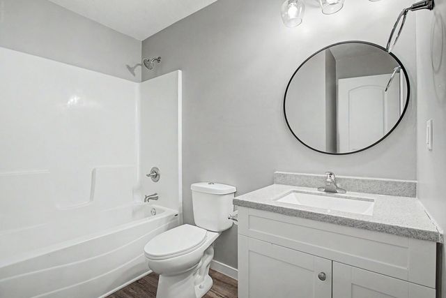 953 Wilson Avenue, Saint Paul, MN 55106