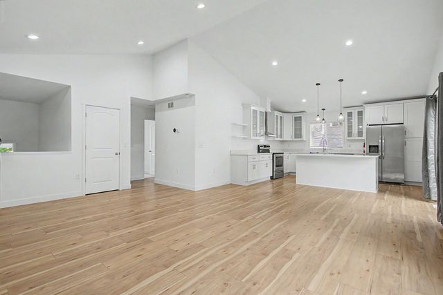 953 Wilson Avenue, Saint Paul, MN 55106