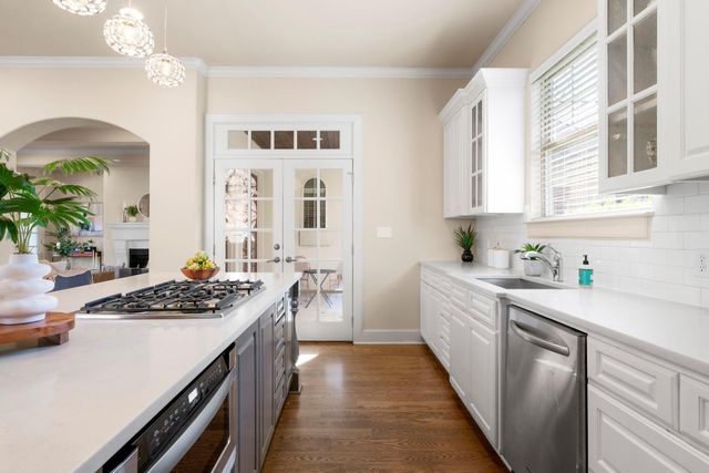 2407 Enfield RD A, Austin, TX 78703