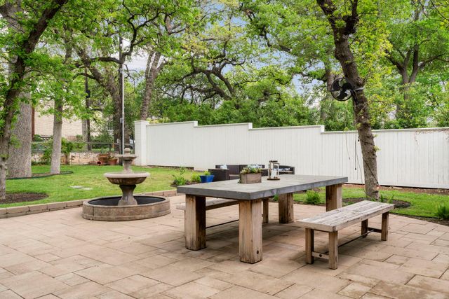 2407 Enfield RD A, Austin, TX 78703